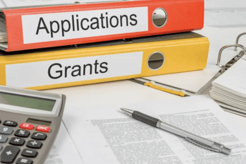 evaluating grants