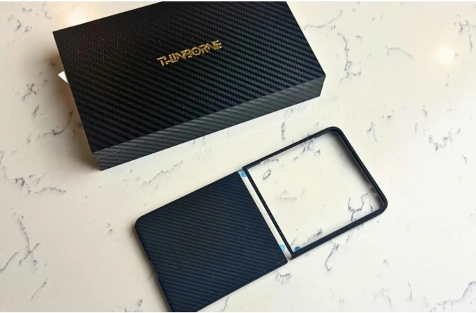 Fiber Galaxy Z Flip 7 Case